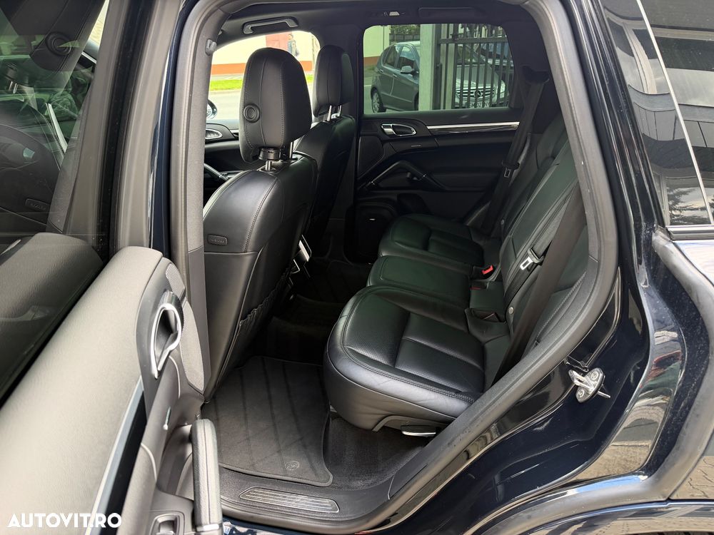Porsche Cayenne S Tiptronic S - 13