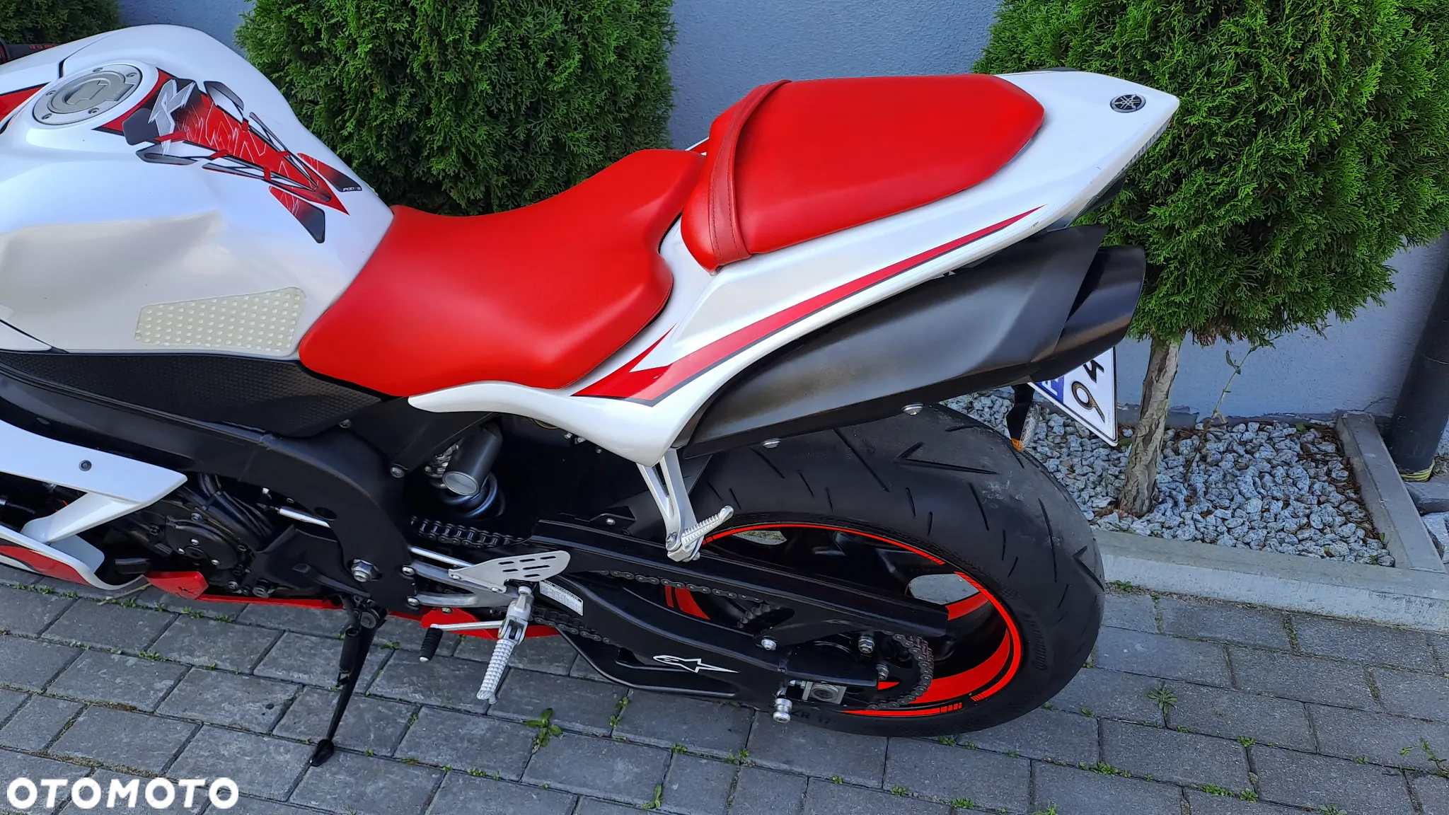 Yamaha R1 - 38