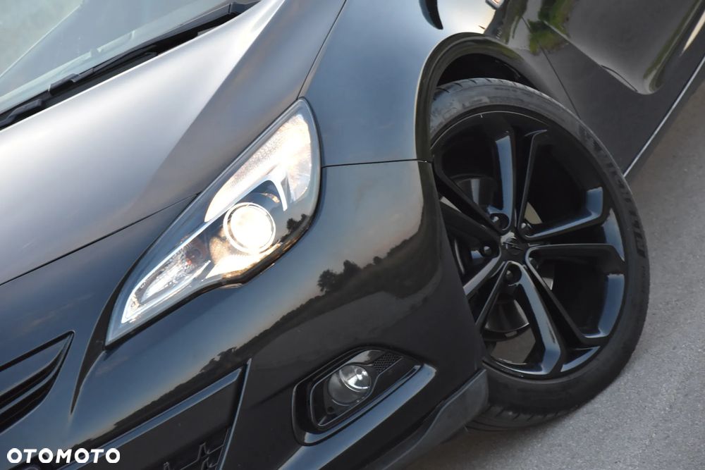Opel Astra 1.6 T Cosmo - 3