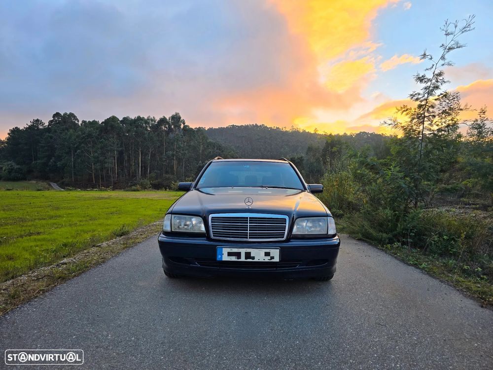 Mercedes-Benz C 250 - 3