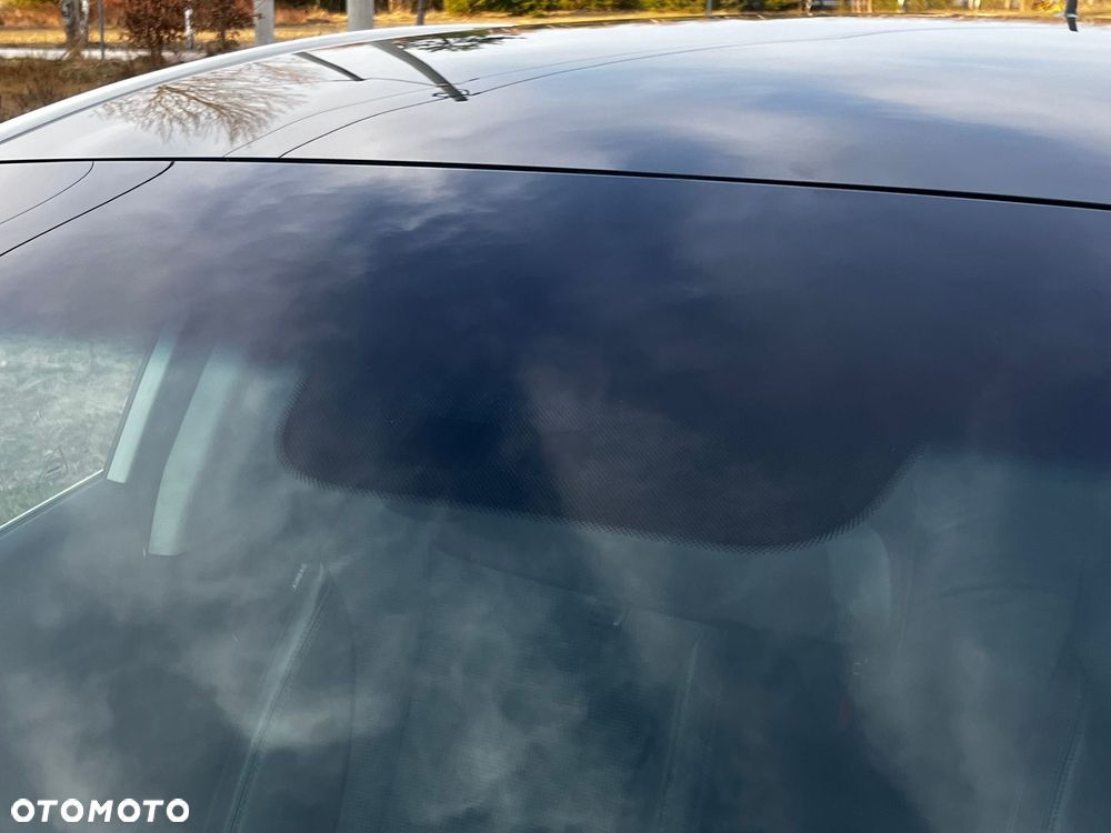 Hyundai i30 1.6 CRDi Fifa World Cup Edition - 18