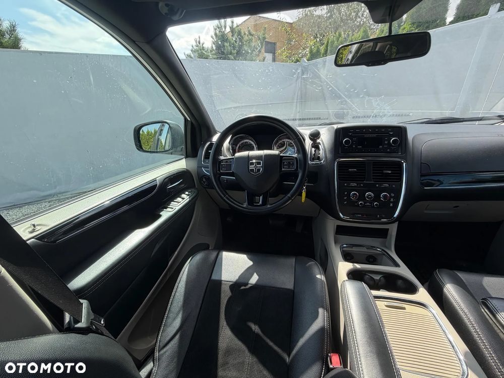 Dodge Caravan 2017