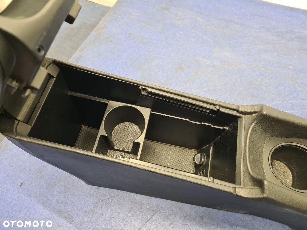 TOYOTA AVENSIS T27 LIFT 2012 TUNEL ŚRODKOWY - 6
