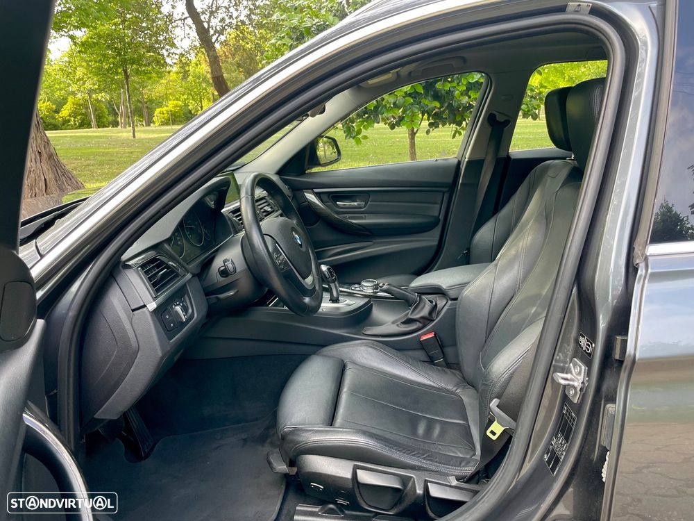 BMW 320 d EfficientDynamics Line Luxury Auto - 10