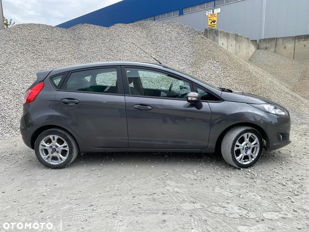 Ford Fiesta - 10