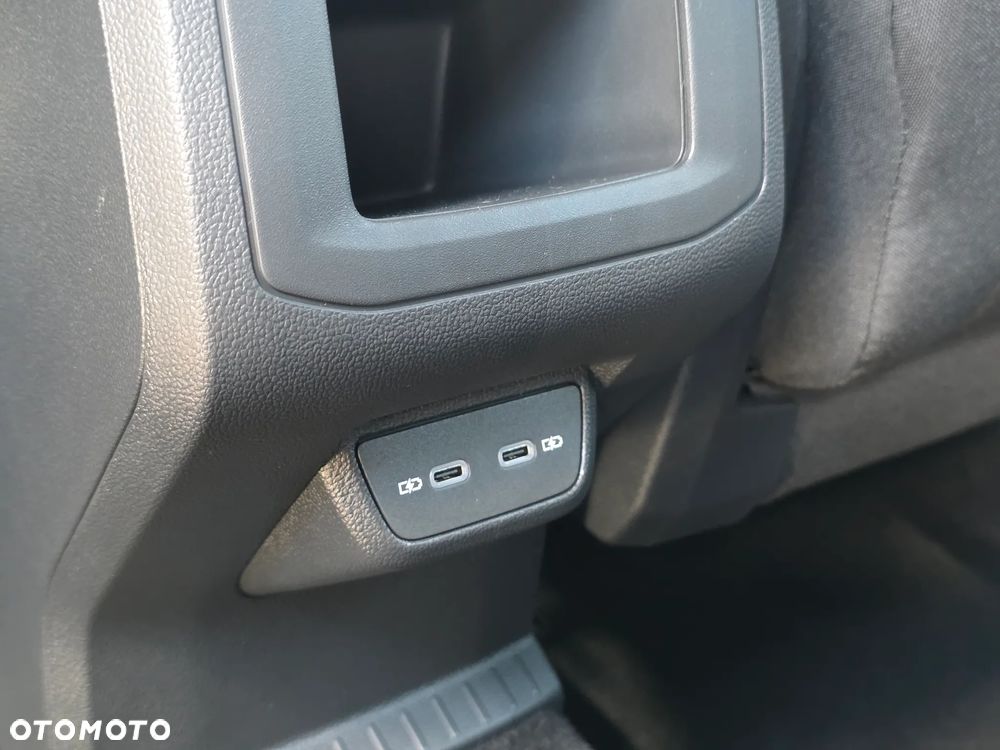Volkswagen T-Cross 1.0 TSI R-Line Plus DSG - 27
