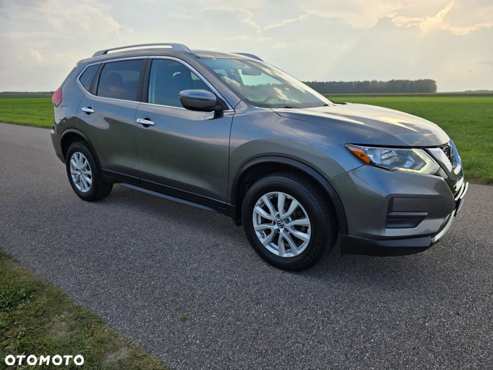Nissan Rogue - 8
