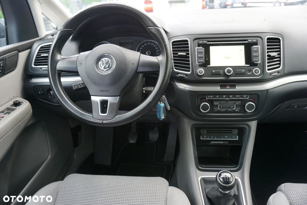 Volkswagen Sharan 2.0 TDI BlueMotion Technology Comfortline - 14