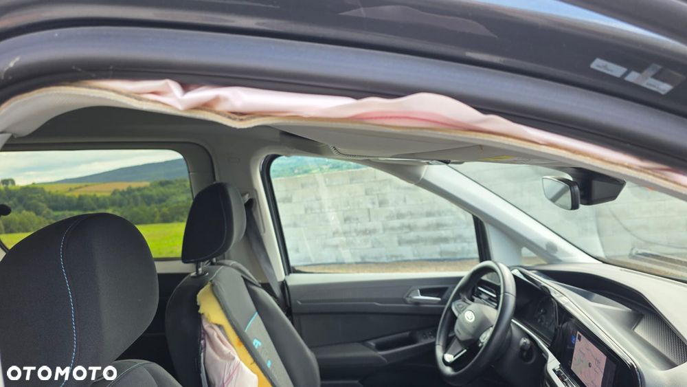 Ford Tourneo Connect - 14