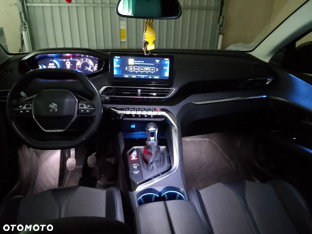 Peugeot 5008 BlueHDi 130 Allure Pack - 29