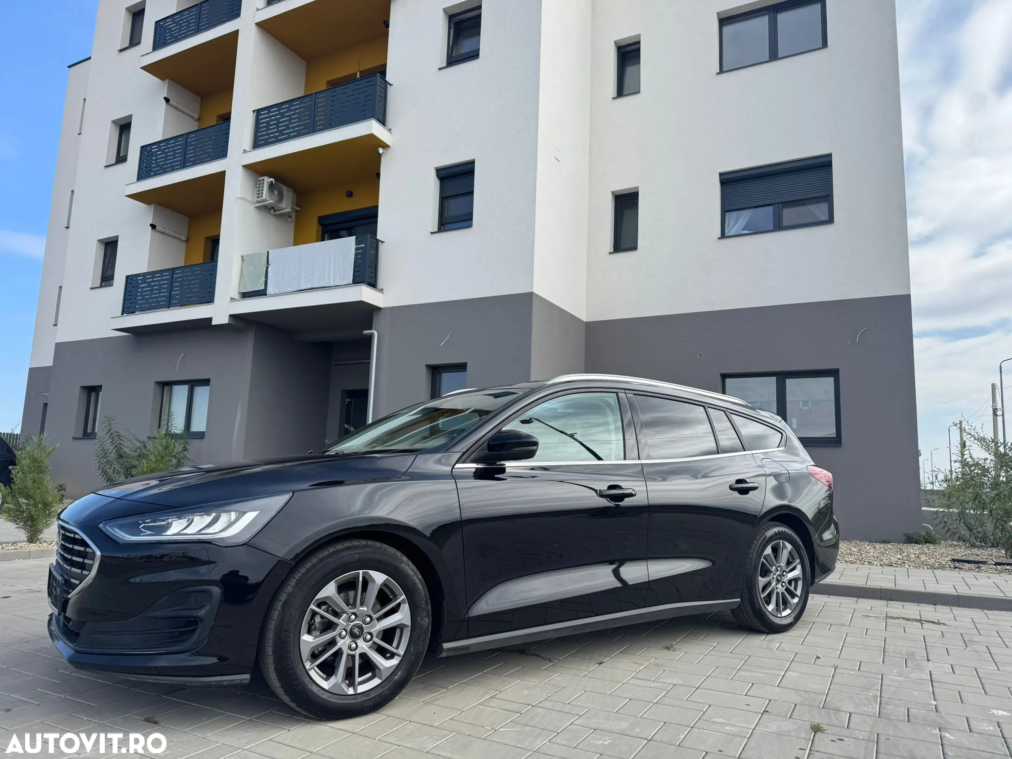 Ford Focus Turnier 1.5 EcoBlue Start-Stopp-System Aut. TITANIUM - 22