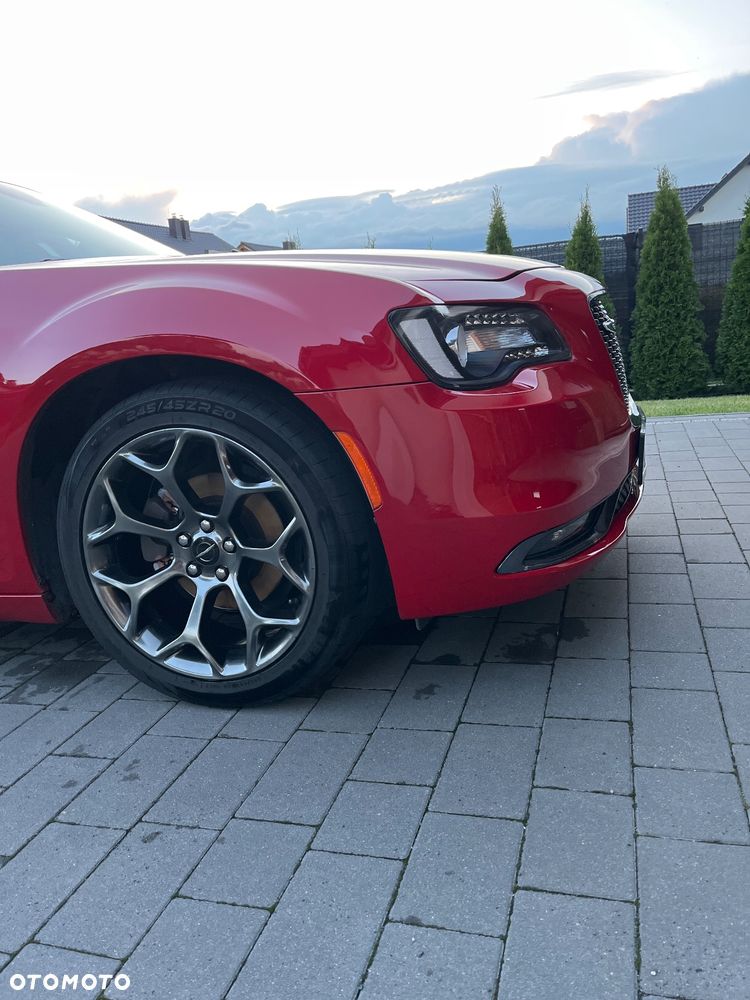 Chrysler 300s - 22