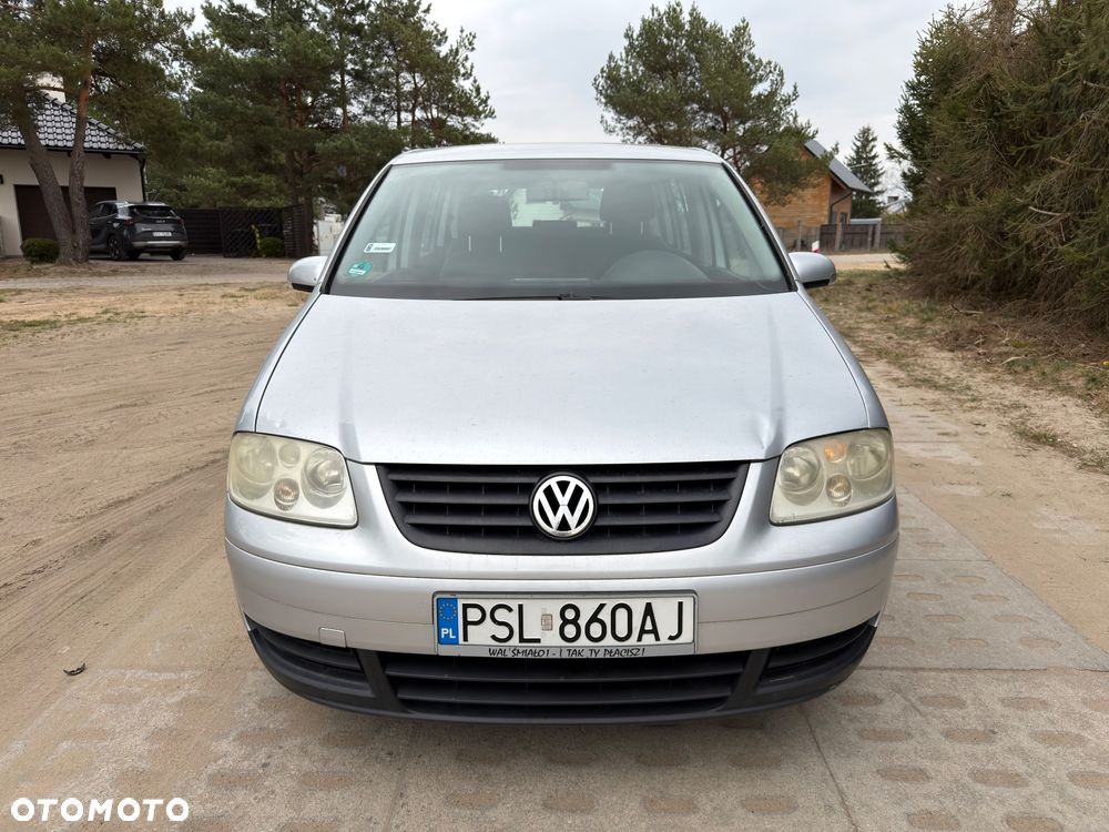 Volkswagen Touran - 3