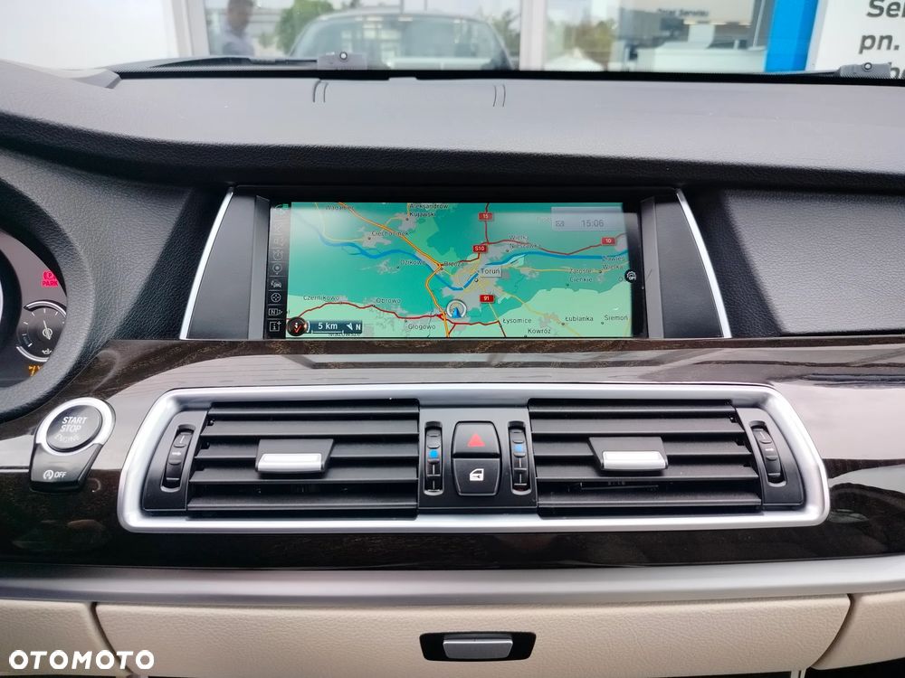 BMW Seria 5 535d xDrive Luxury Line - 19