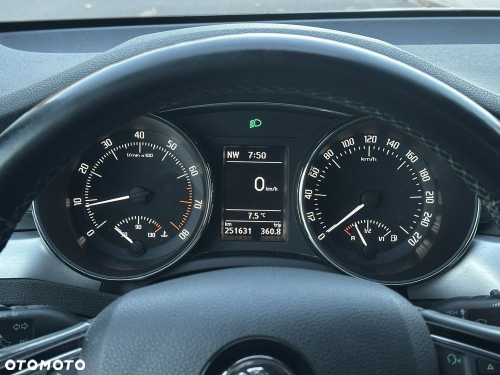 Skoda Superb 1.8 TSI Elegance - 19