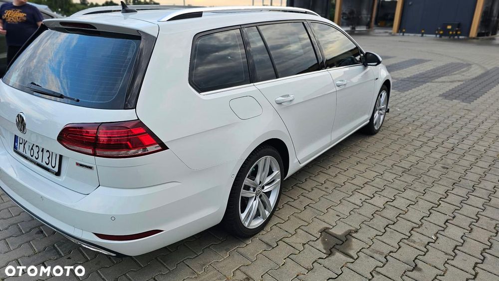 Volkswagen Golf 2.0 TSI OPF 4Motion DSG R-Line - 10