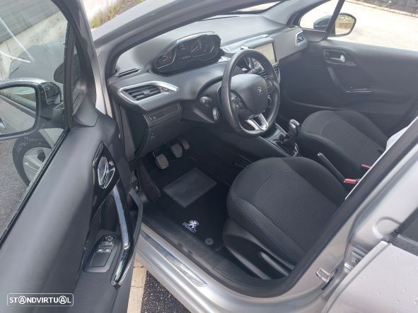 Peugeot 208 1.6 BlueHDi Active - 8