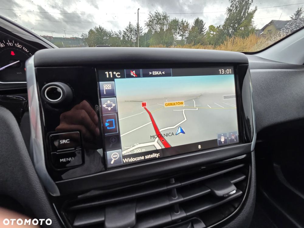 Peugeot 208 1.2 PureTech Allure - 29