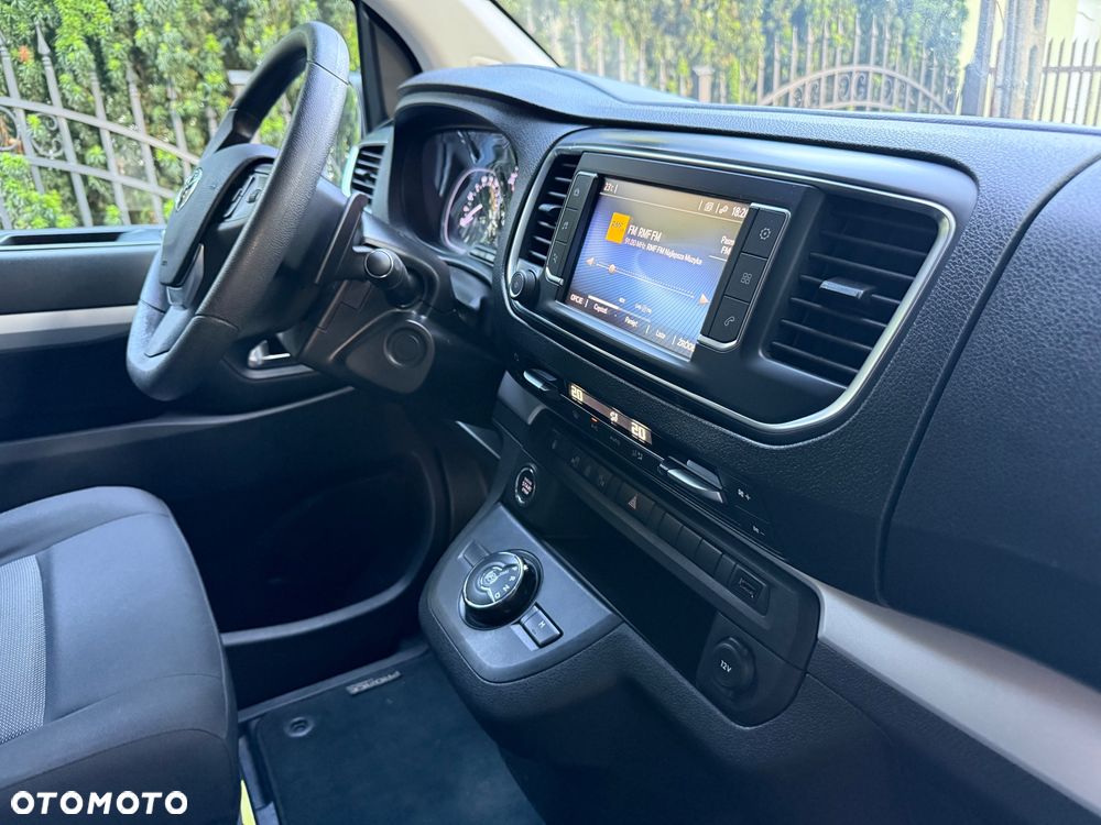 Toyota ProAce Kombi D-4D Medium 2,8t - 21