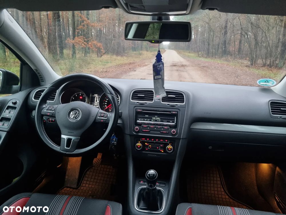 Volkswagen Golf 1.2 TSI MATCH - 9