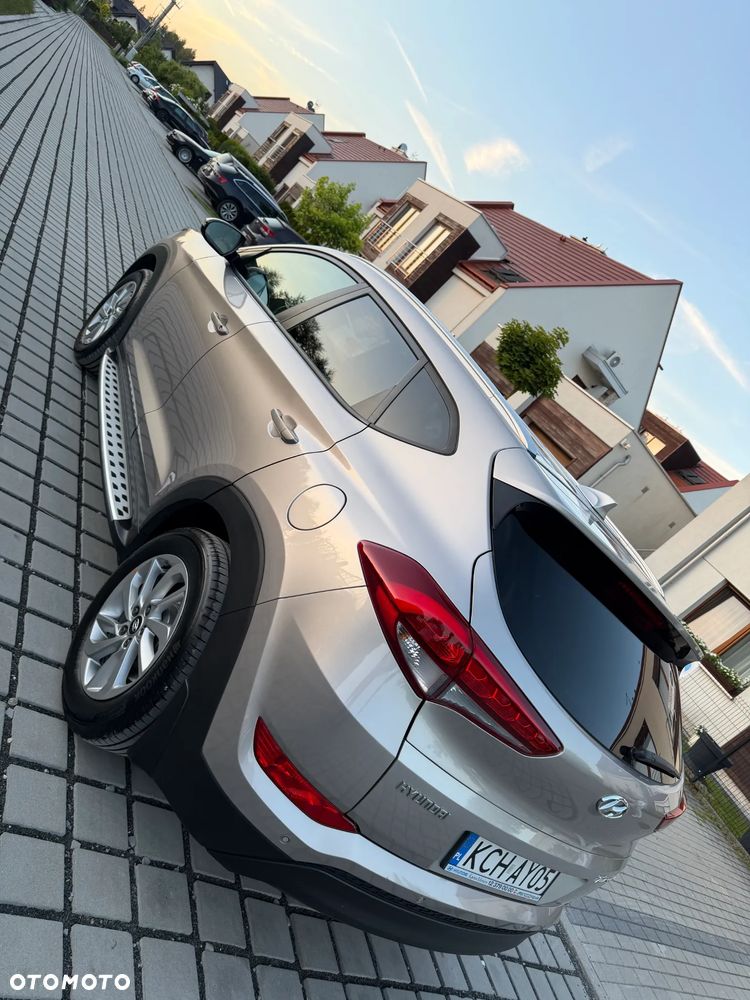 Hyundai Tucson 1.6 GDI BlueDrive Comfort 2WD - 17