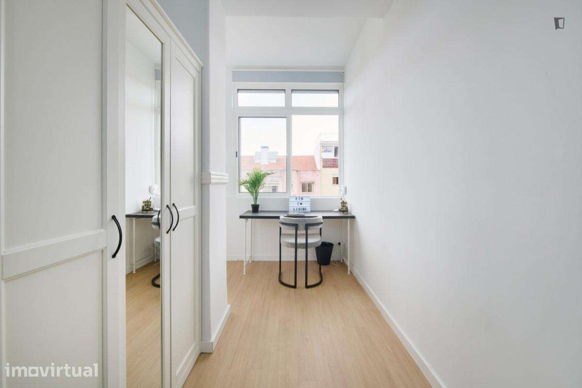 Quarto - localizado em Alcântara Lisbon - Grande imagem: 5/31