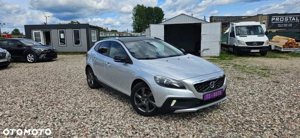 Volvo V40 Cross Country - 3