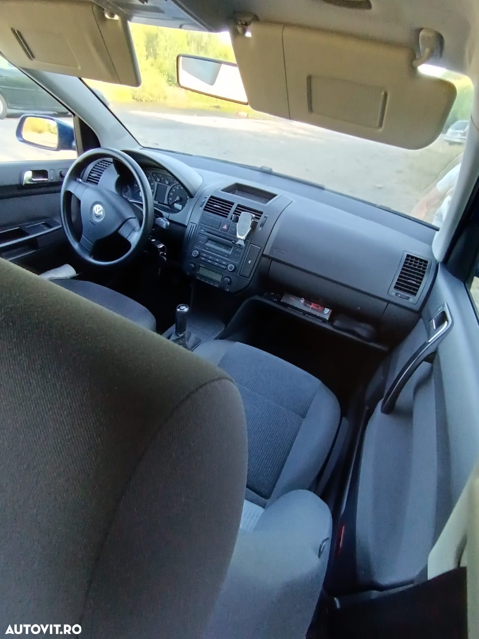 Volkswagen Polo - 11