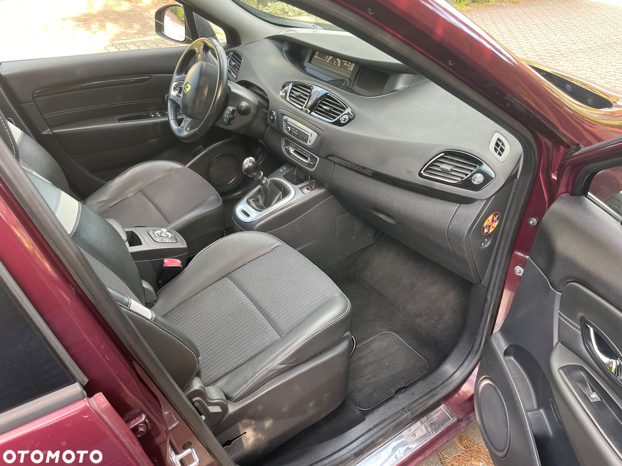 Renault Scenic - 12
