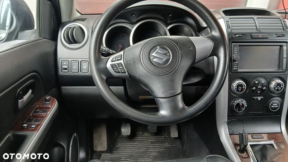 Suzuki Grand Vitara 1.9 DDiS - 8