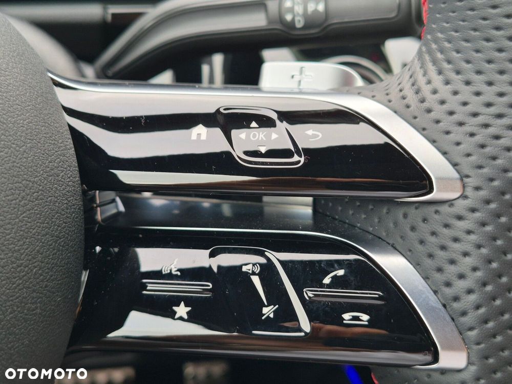 Mercedes-Benz GLA - 26
