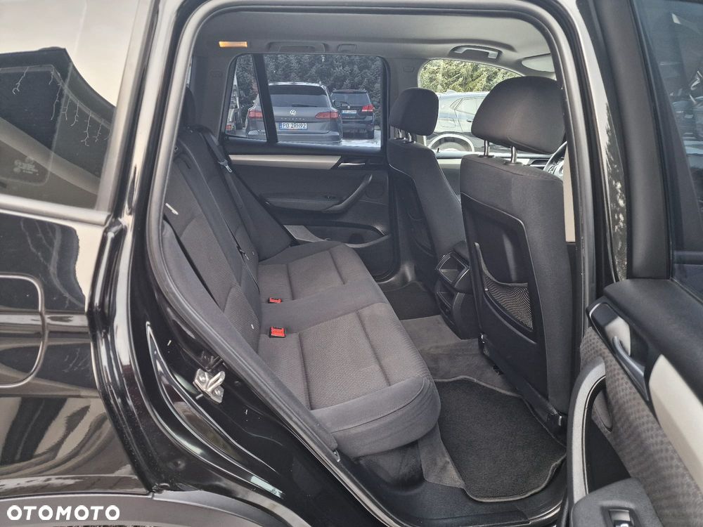 BMW X3 xDrive20d - 17