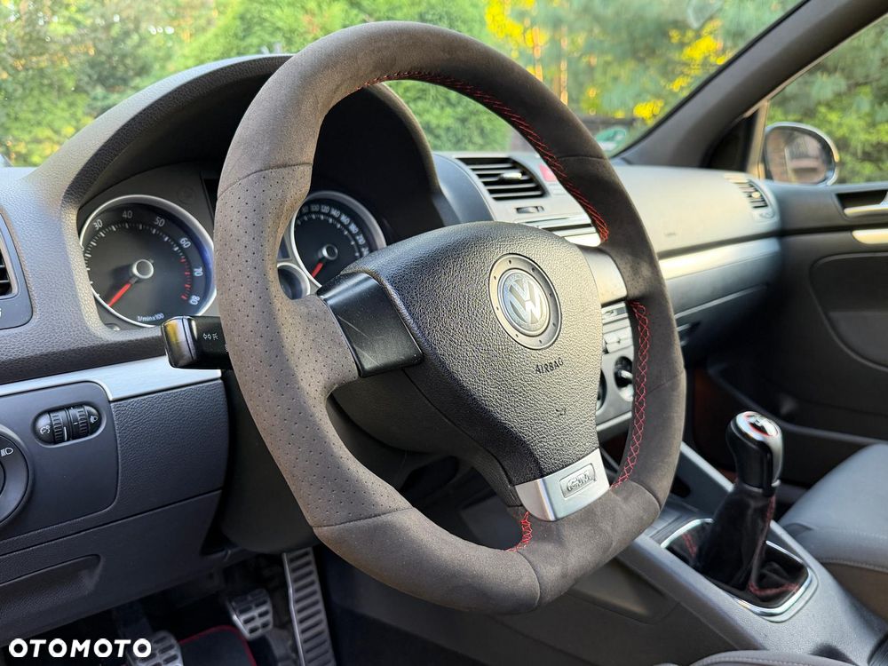 Volkswagen Golf 2.0 GTI - 21