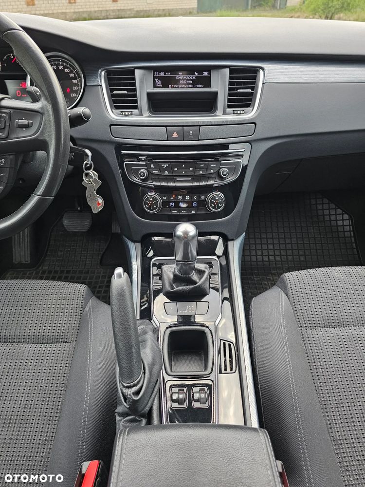 Peugeot 508 1.6 e-HDi Active S&S - 11