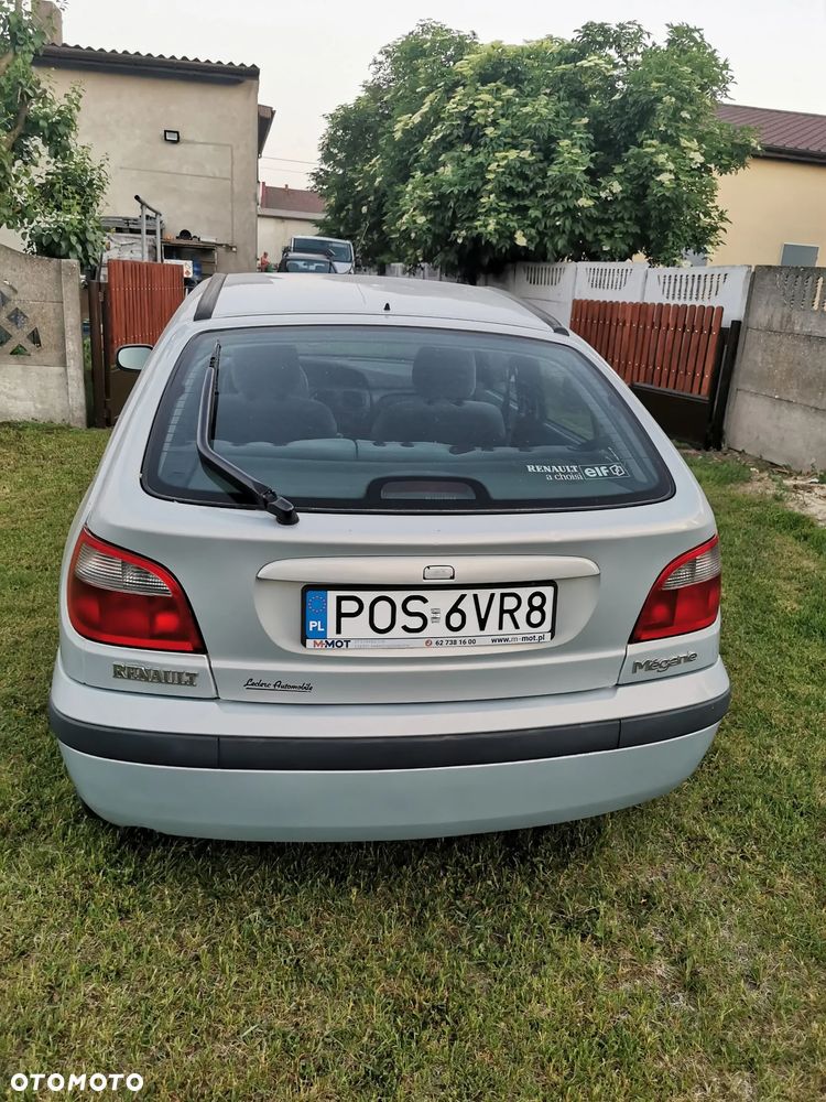 Renault Megane 1.9 DTi RN - 3