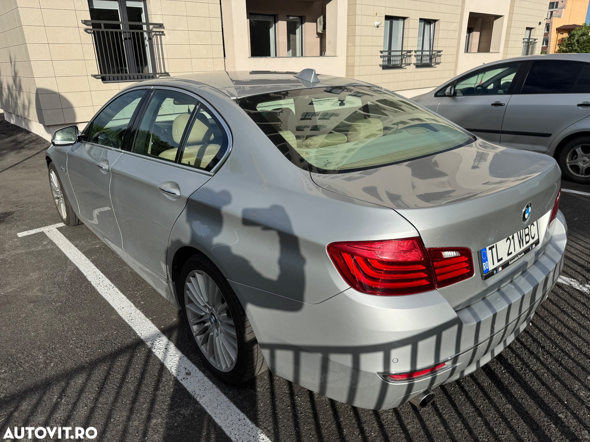BMW Seria 5 535i xDrive - 4