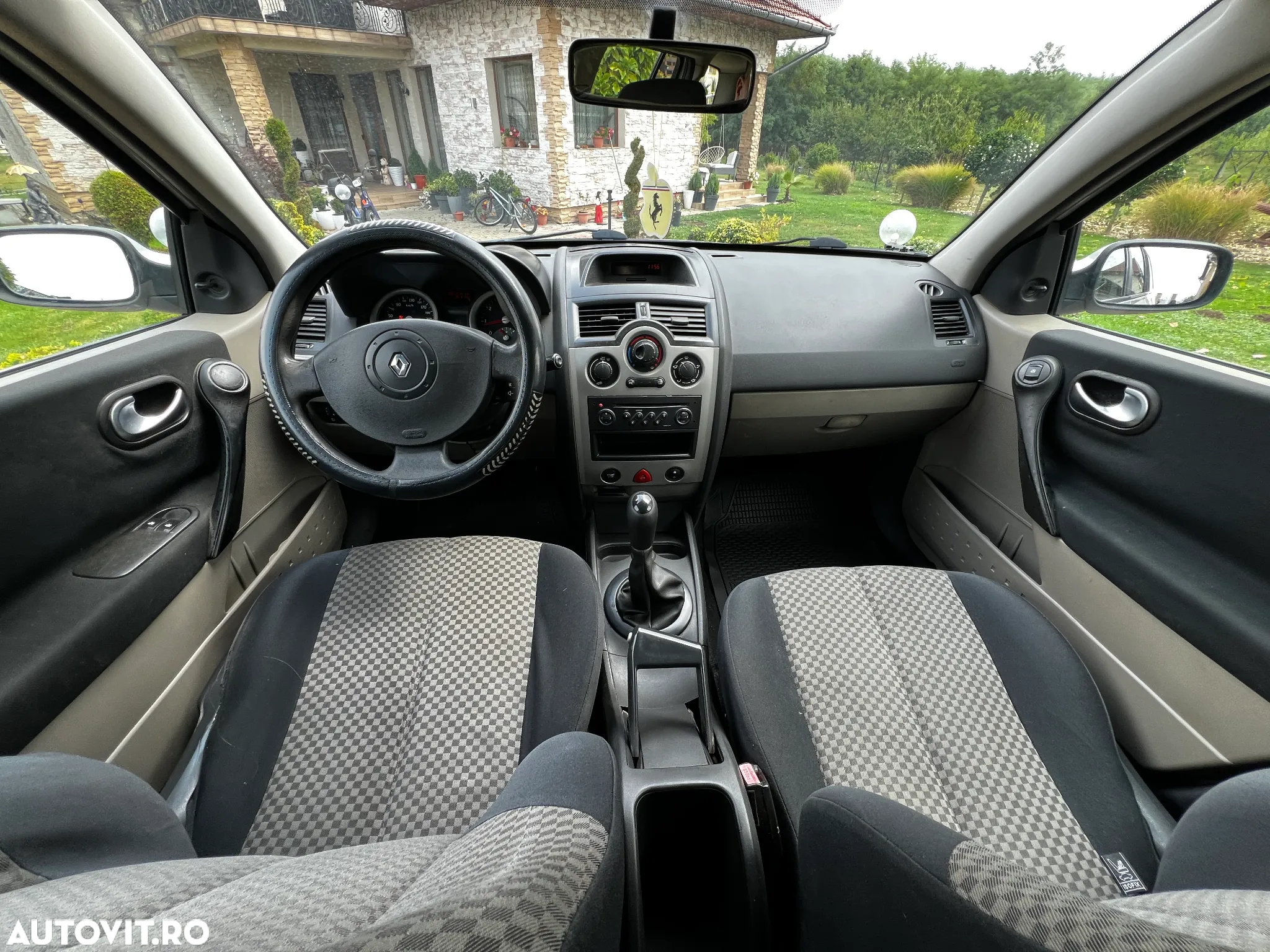 Renault Megane 1.6 Authentique - 25