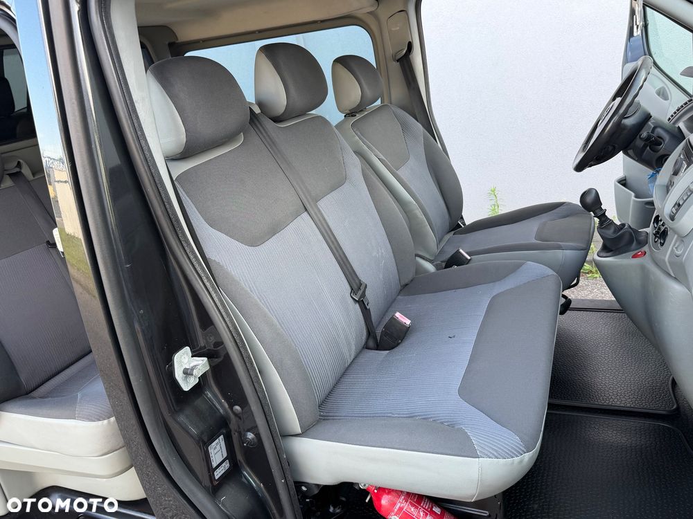 Opel Vivaro L2H1 2.9t - 23