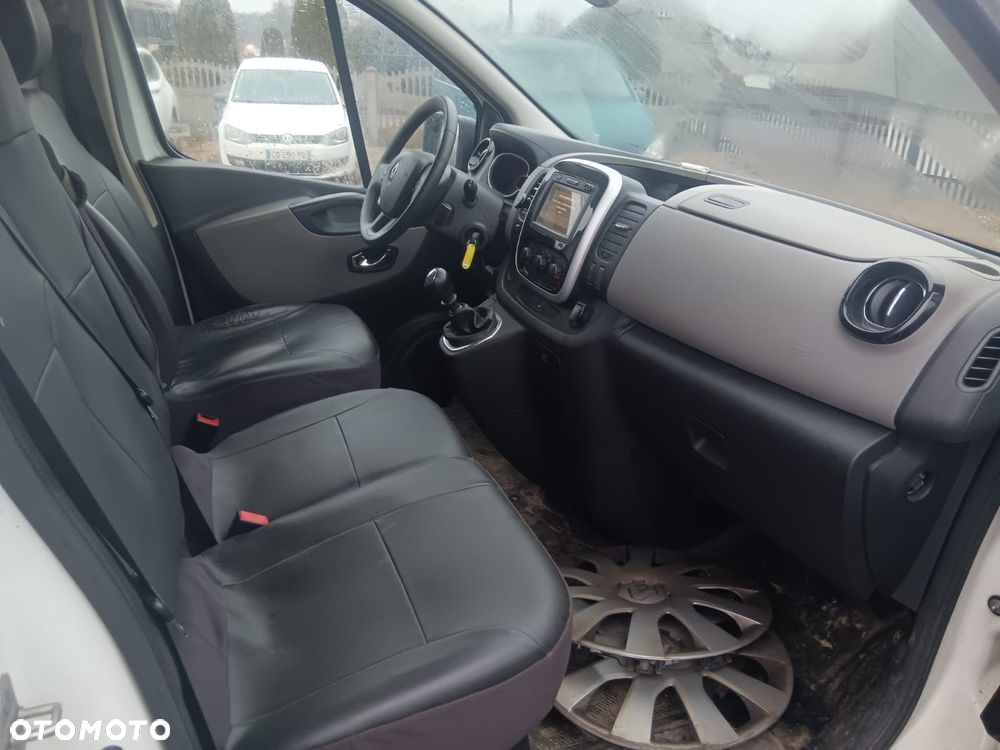 Renault trafic - 5