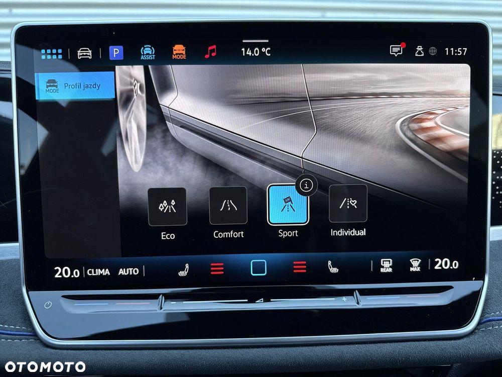 Volkswagen Passat Variant 2.0 TDI SCR R-Line DSG - 27