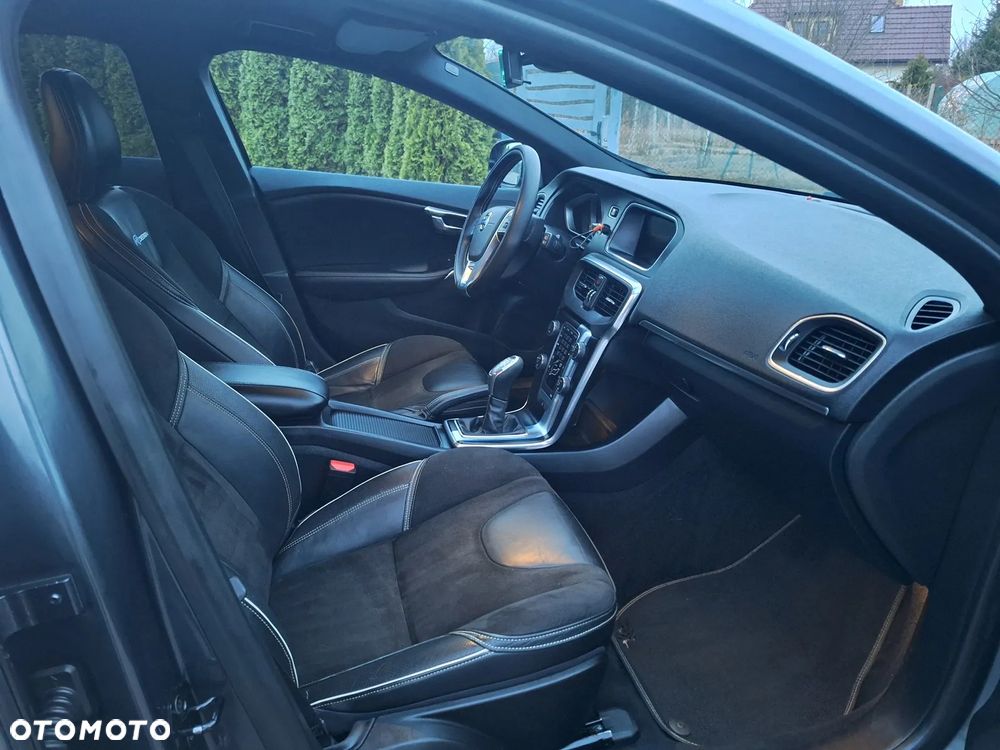 Volvo V40 D2 R-Design Kinetic - 21