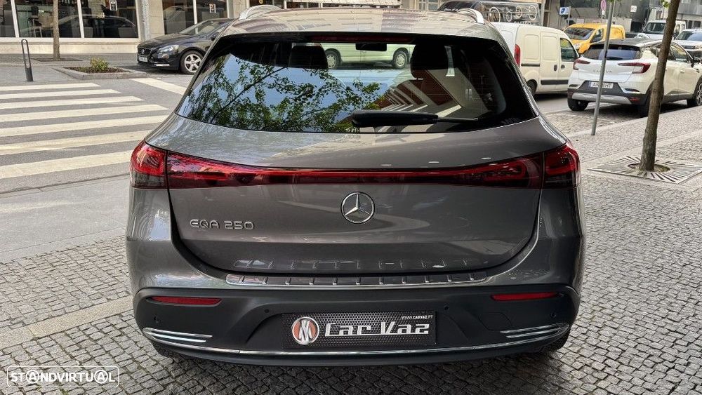 Mercedes-Benz EQA 250 - 4