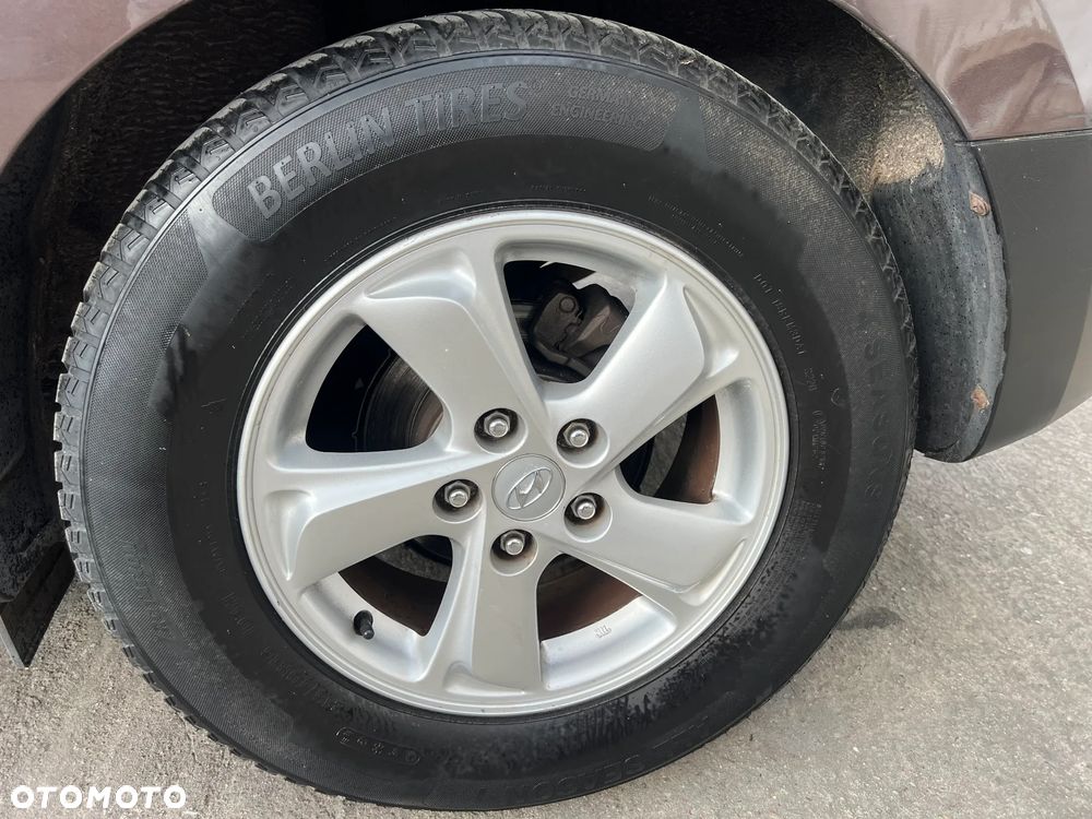 Hyundai ix35 2.0 2WD Comfort - 24