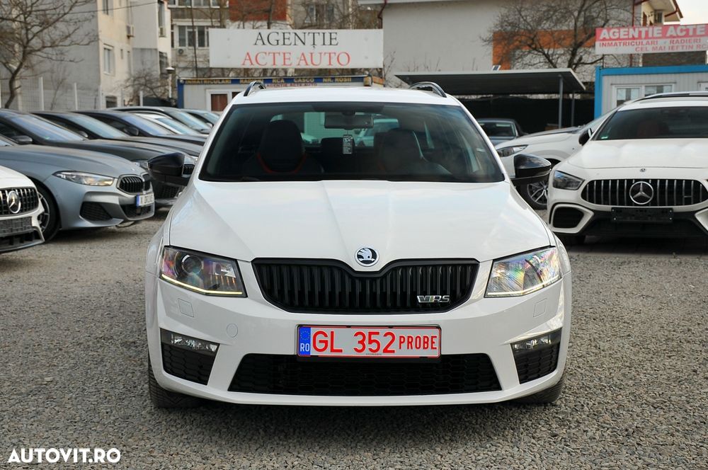 Skoda Octavia 2.0 TDI (Green tec) DSG RS - 1