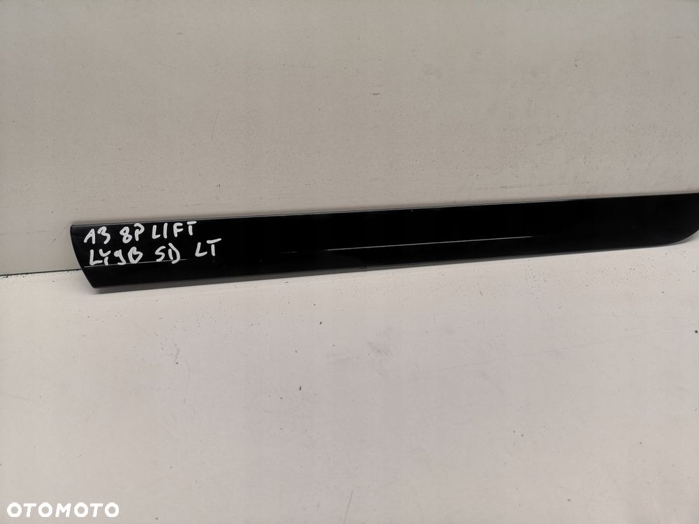 LISTWA DRZWI LEWY TYŁ AUDI A3 8P LIFT 5D LY9B - 1