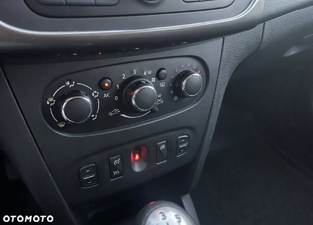 Dacia Logan 0.9 TCE Prestige - 25