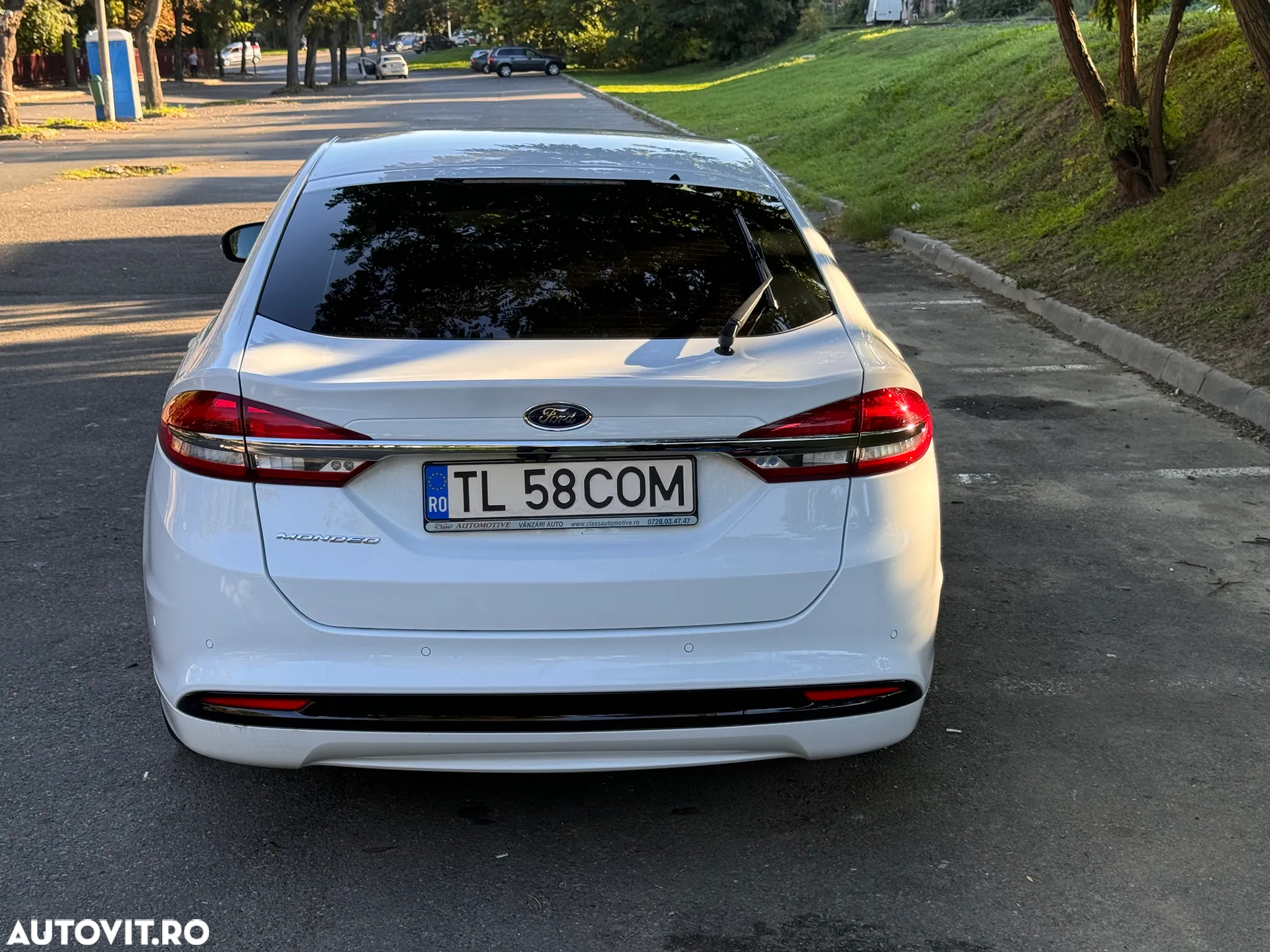 Ford Mondeo 2.0 TDCi Powershift Titanium - 6