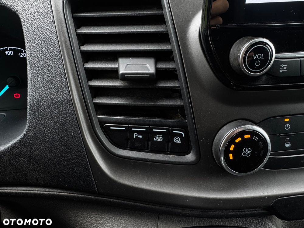 Ford Transit Custom - 16