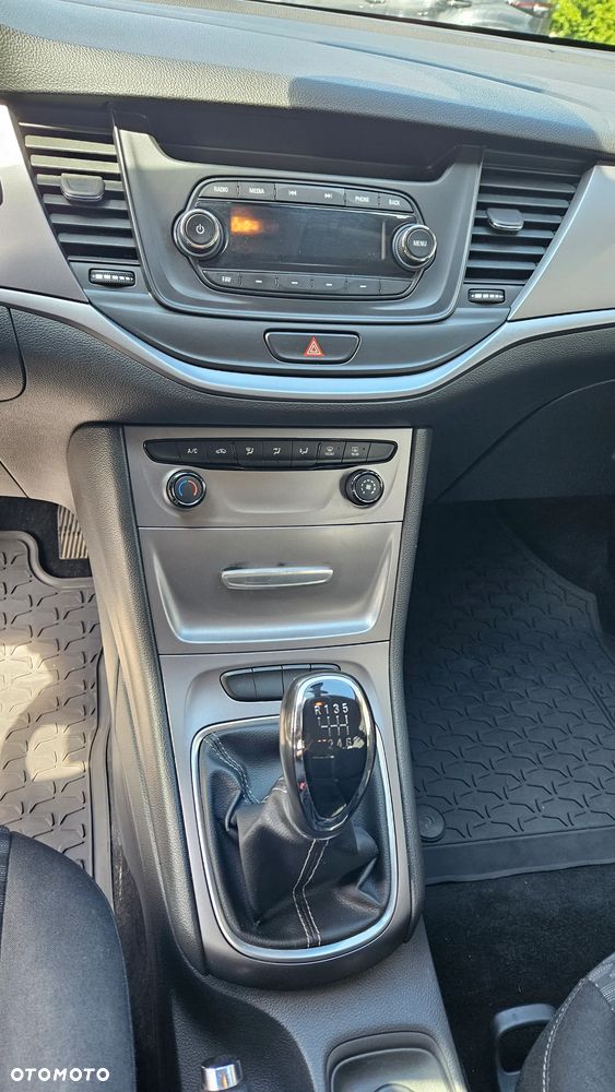 Opel Astra 1.6 CDTI Enjoy - 7