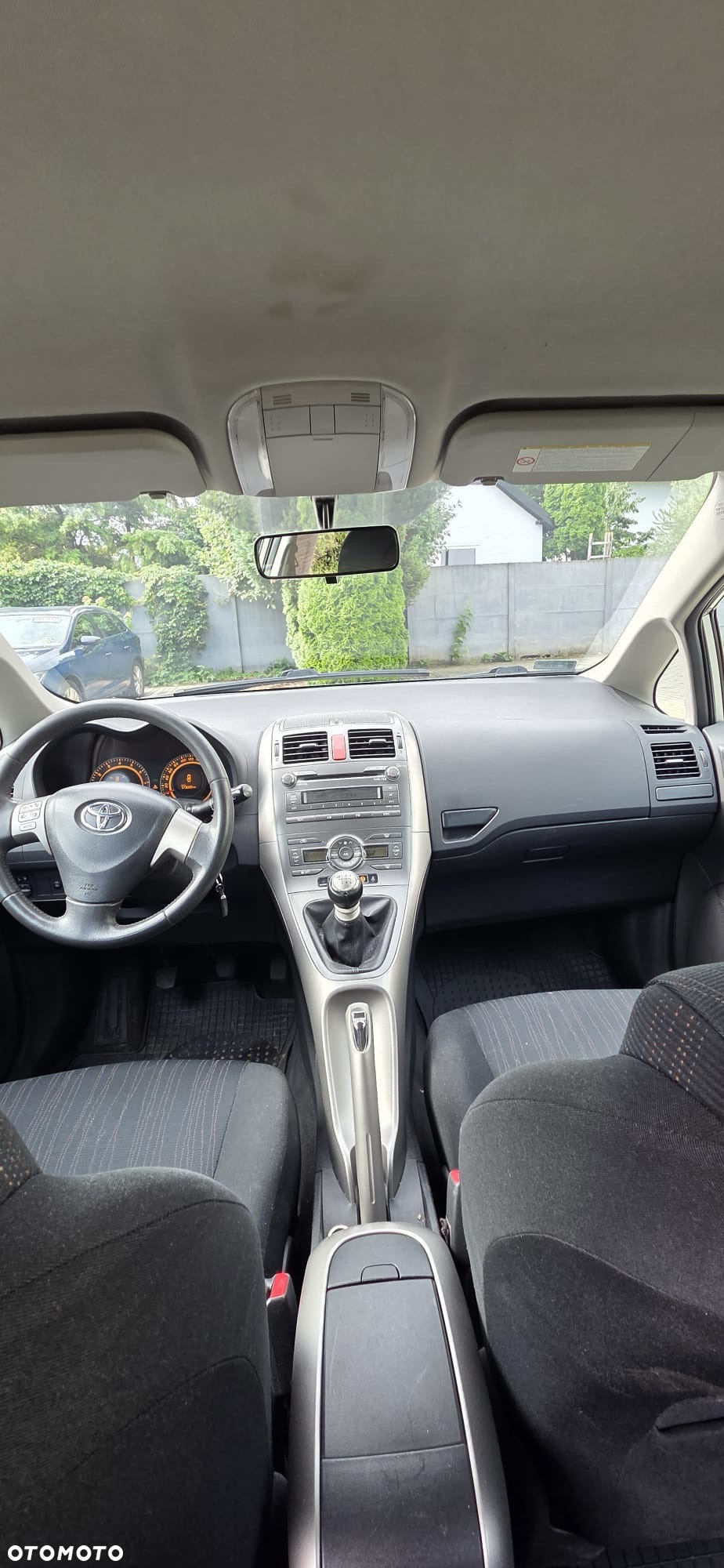 Toyota Auris 1.6 Premium - 16